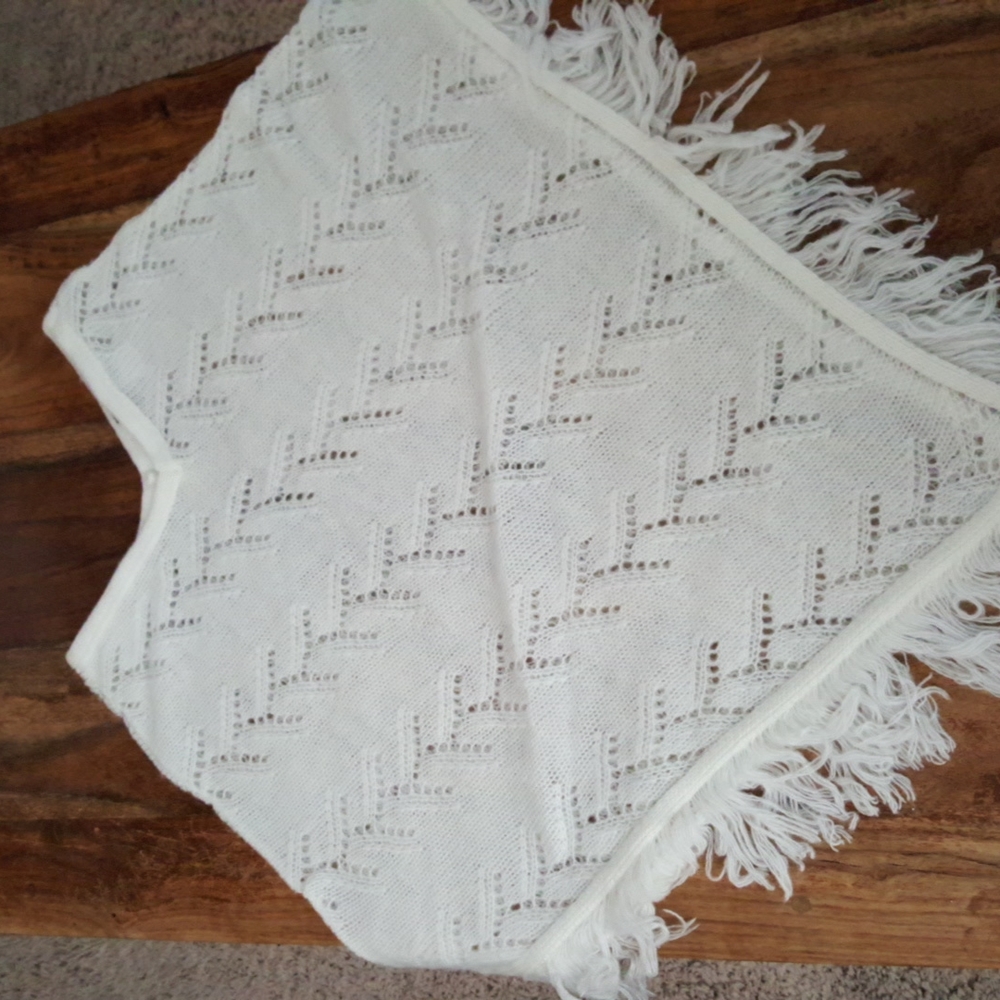 Vintage Boho Hippie White Crochet Fringe Knit Poncho Sweater